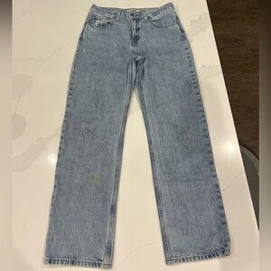 Levi Lowpro straight jeans size 28